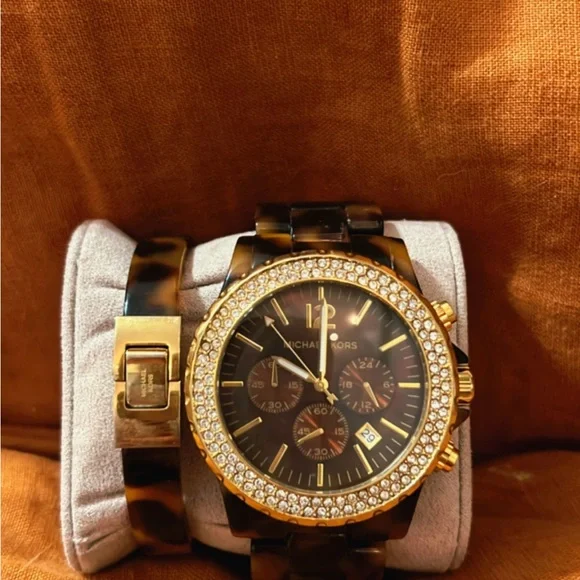 Michael Kors | Accessories | Michael Kors Gold And Tortoise  display picture 2